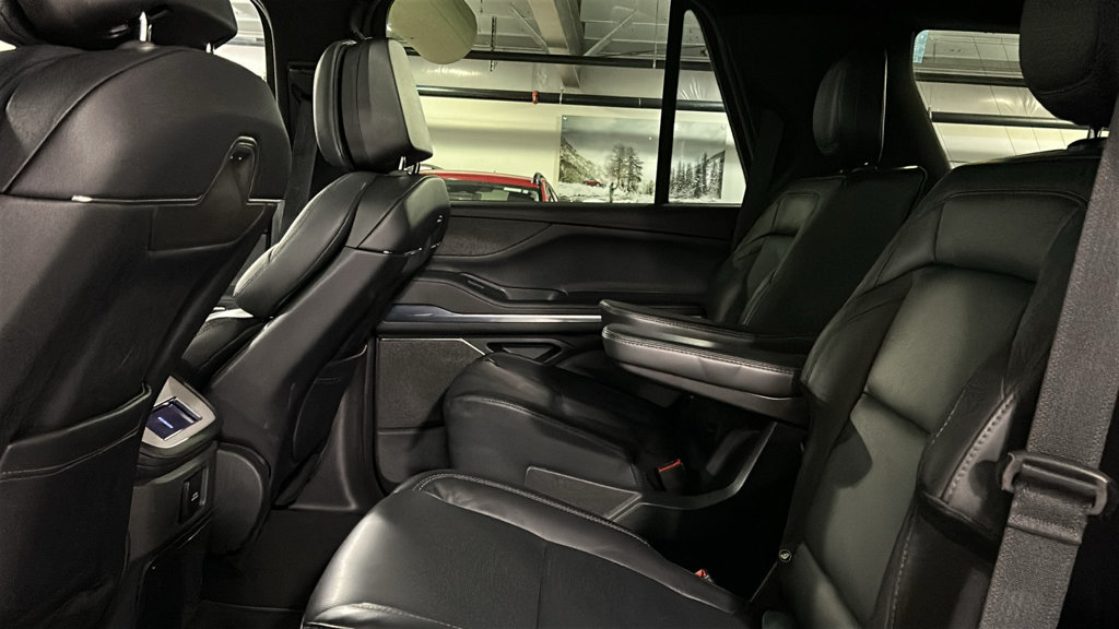 Used 2026 Lincoln Navigator Reserve w/ Jet Appearance Package AWD/4WD image 25