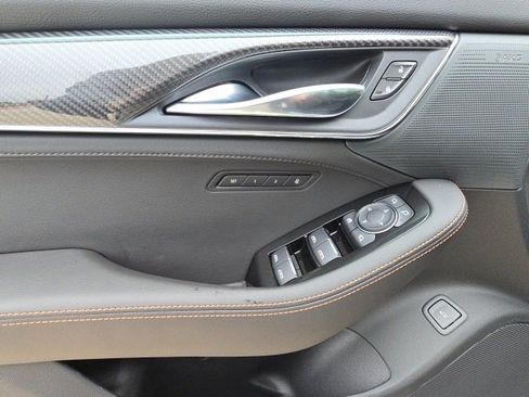 New 2026 Cadillac CT5 V image 13