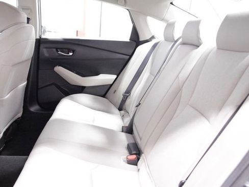 Certified 2023 Honda Accord EX image 18