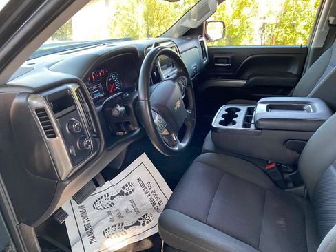 Used 2018 Chevrolet Silverado 1500 LT AWD/4WD image 26