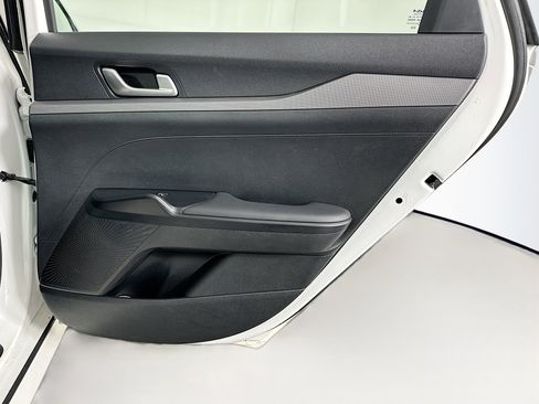 Used 2025 Kia K5 LXS image 28