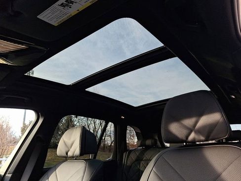 New 2026 BMW X5 M60i image 13