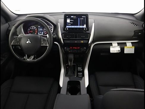 Used 2024 Mitsubishi Eclipse Cross SEL image 24