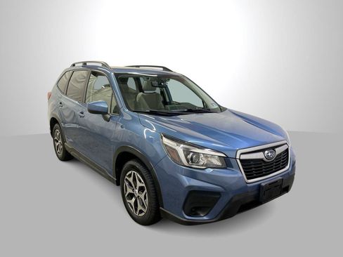 Used 2019 Subaru Forester Premium image 1