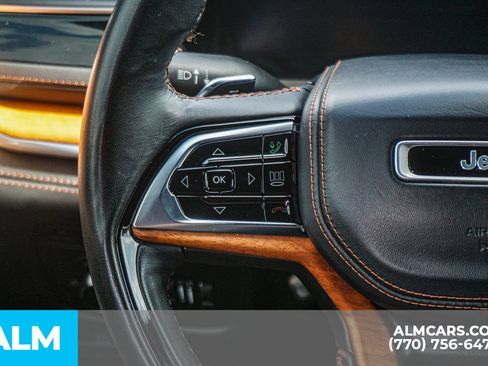 Used 2022 Jeep Grand Cherokee Summit AWD/4WD image 30