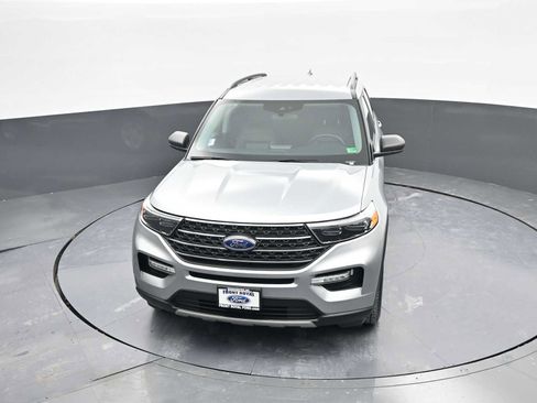 Used 2023 Ford Explorer XLT w/ Equipment Group 202A image 26