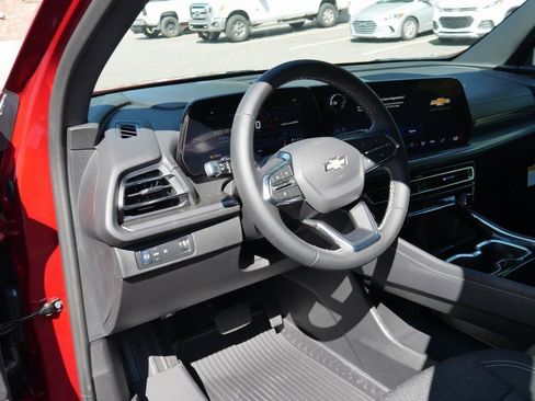 New 2026 Chevrolet Traverse LT w/ LPO, Floor Liner Package image 10