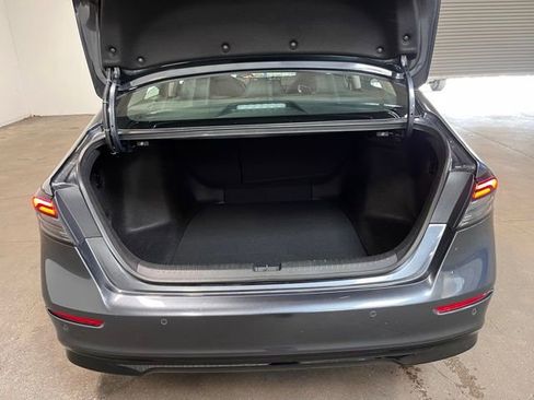 Used 2023 Honda Accord EX-L image 16