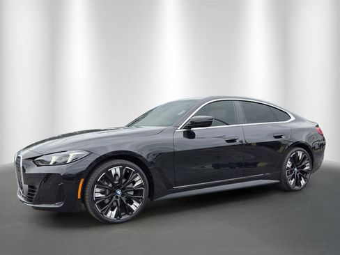 New 2026 BMW 430i w/ Premium Package image 3