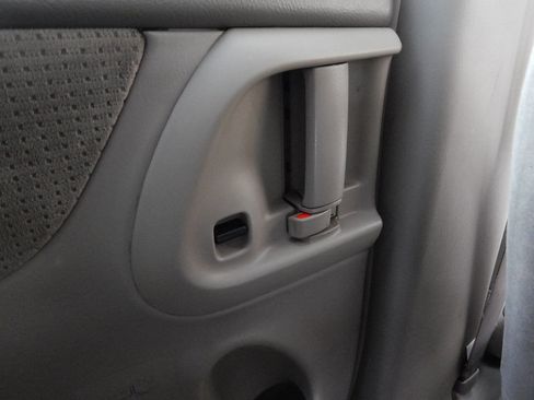 Used 2007 Toyota Sienna LE image 26