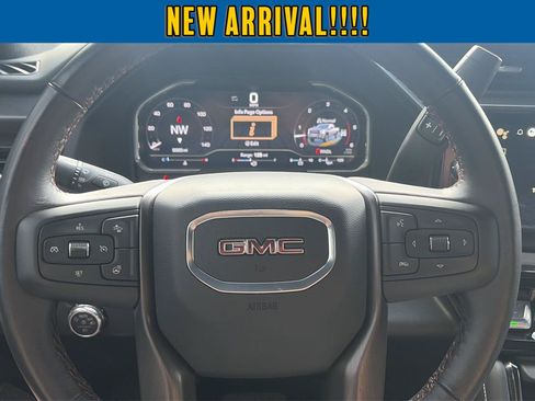Used 2025 GMC Sierra 2500 AT4X AWD/4WD image 10