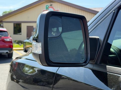 Used 2019 RAM 1500 Big Horn AWD/4WD image 36