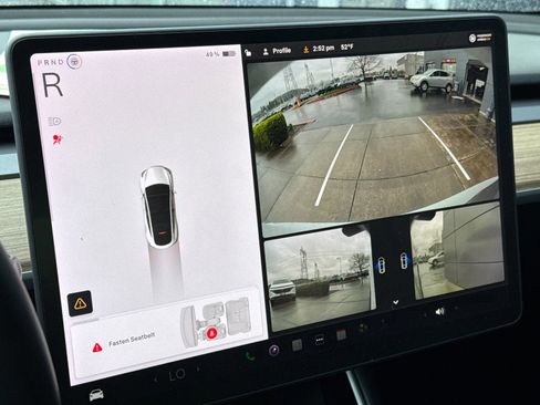 Used 2021 Tesla Model Y Long Range AWD/4WD image 17