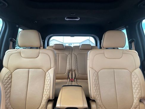Used 2023 Jeep Grand Cherokee L Summit AWD/4WD image 34