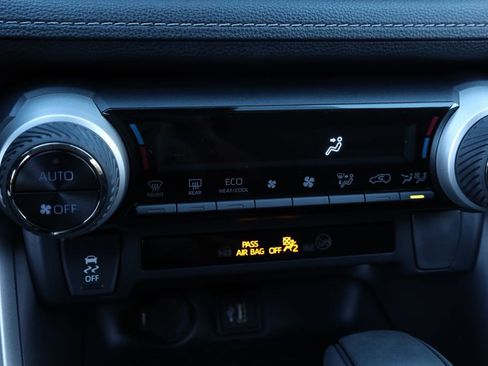 New 2025 Toyota RAV4 XLE image 17