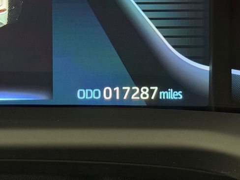 Used 2023 Toyota Mirai XLE image 24