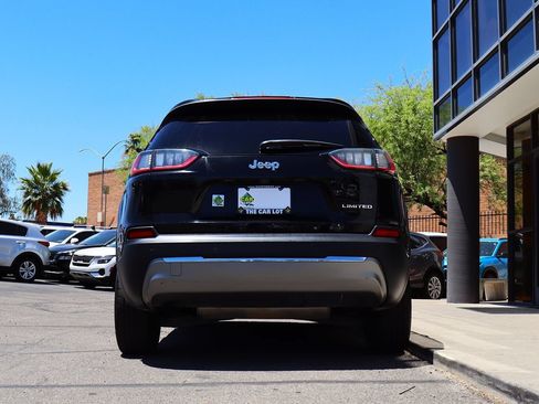 Used 2020 Jeep Cherokee Limited FWD image 12