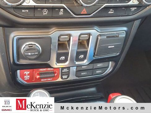 Used 2022 Jeep Wrangler Rubicon AWD/4WD image 19
