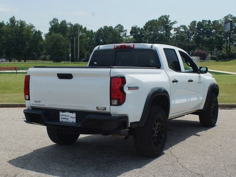 Used 2023 Chevrolet Colorado Trail Boss w/ Advanced Trailering Package AWD/4WD image 21