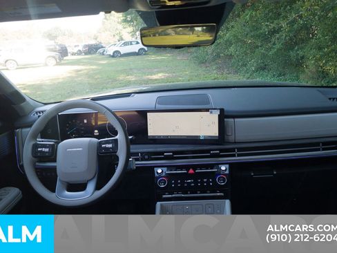 Used 2025 Hyundai Santa Fe Calligraphy image 22