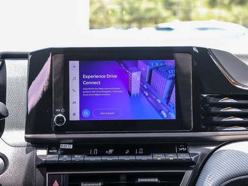 Certified 2025 Toyota Camry SE w/ Convenience Package FWD image 17