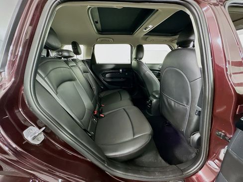 Used 2016 MINI Cooper Clubman FWD image 27