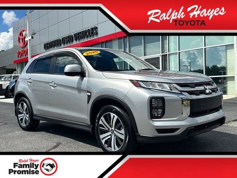 Used 2025 Mitsubishi Outlander Sport ES AWD/4WD image 1