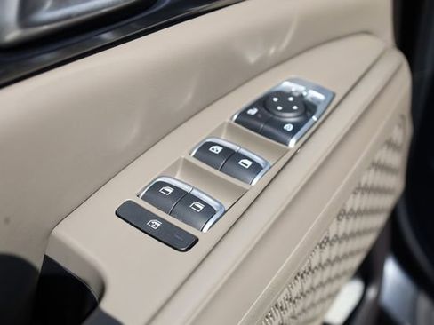 Certified 2025 Kia Carnival LXS image 16