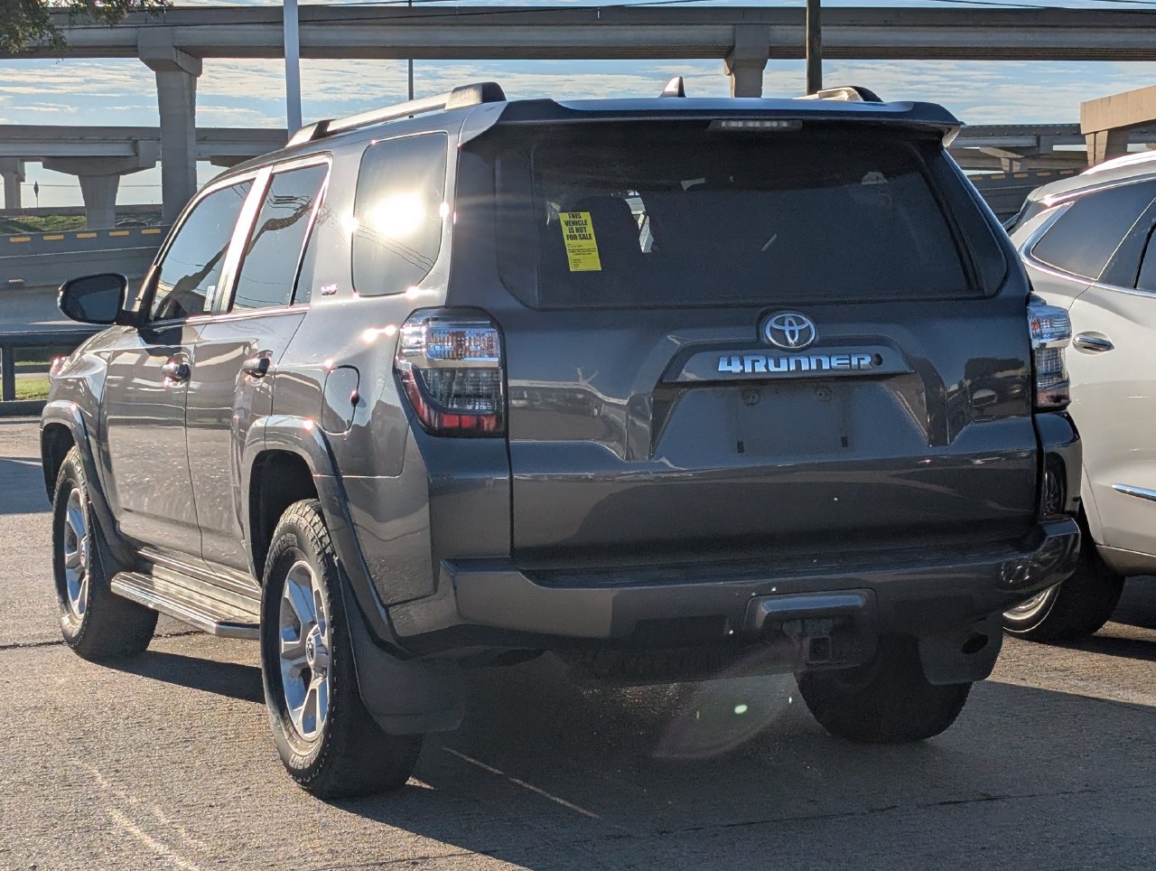 Used 2019 Toyota 4Runner SR5 Premium RWD image 4