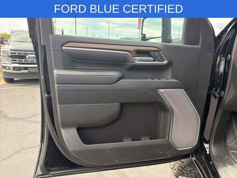 Used 2024 Chevrolet Silverado 2500 High Country w/ Midnight Edition AWD/4WD image 20