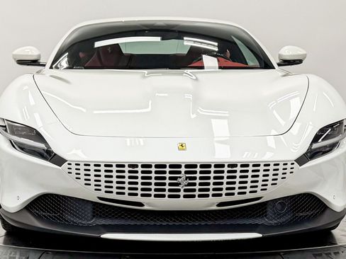 Used 2024 Ferrari Roma RWD image 4