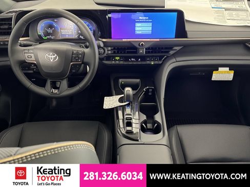 New 2026 Toyota Crown Signia AWD/4WD image 7