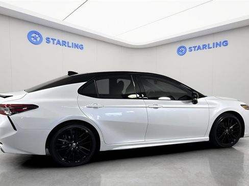 Used 2023 Toyota Camry XSE w/ Navigation Package image 10