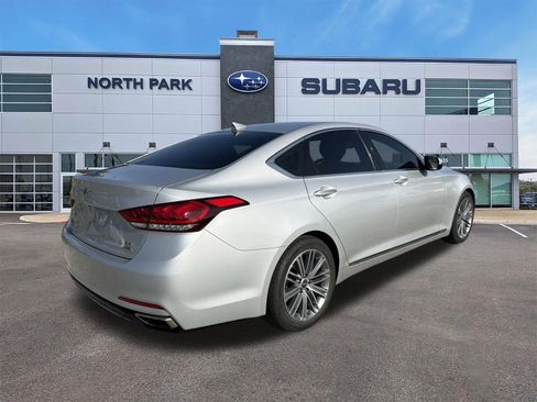 Used 2018 Genesis G80 3.8 AWD/4WD image 3