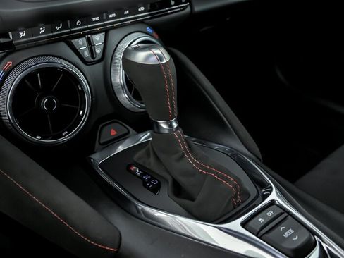 Used 2021 Chevrolet Camaro ZL1 RWD image 32