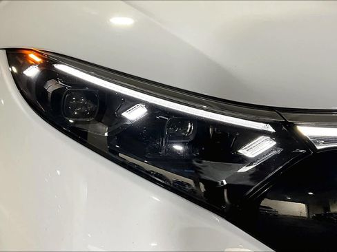 Used 2023 Mercedes-Benz EQS 450+ Sedan w/ AMG Line Exterior Package image 26
