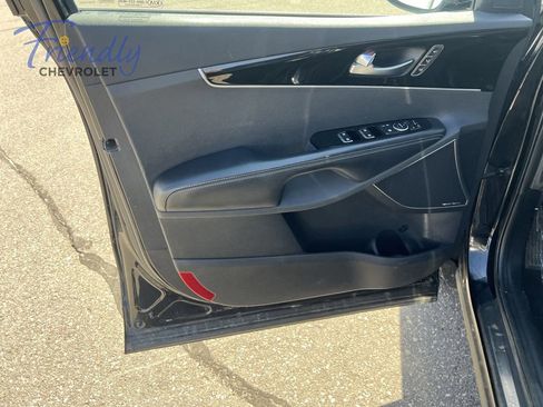Used 2019 Kia Sorento SX w/ SX Touring Package AWD/4WD image 19