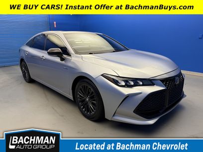 Used 2019 Toyota Avalon XSE w/ All Weather Liner Package