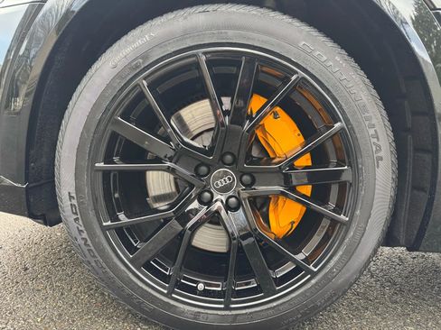 Used 2022 Audi e-tron Chronos w/ Chronos Package image 21