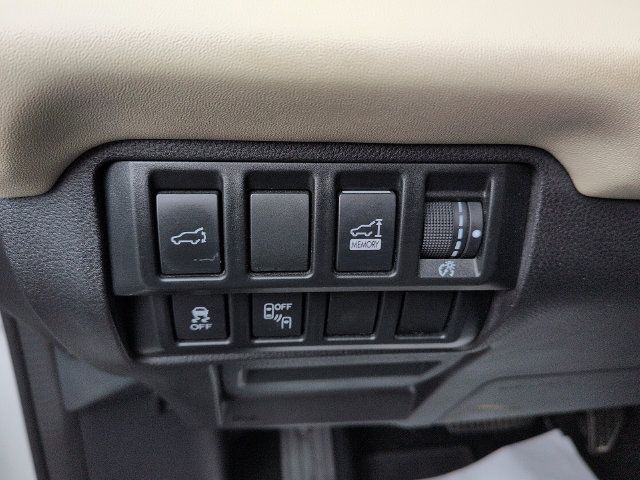 Used 2019 Subaru Ascent Touring AWD/4WD image 19