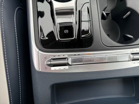New 2026 Kia Carnival SX Prestige FWD image 19