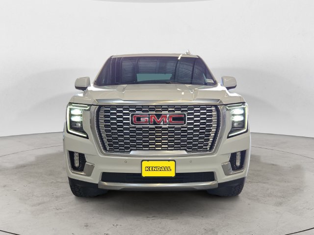 Used 2021 GMC Yukon Denali AWD/4WD image 2