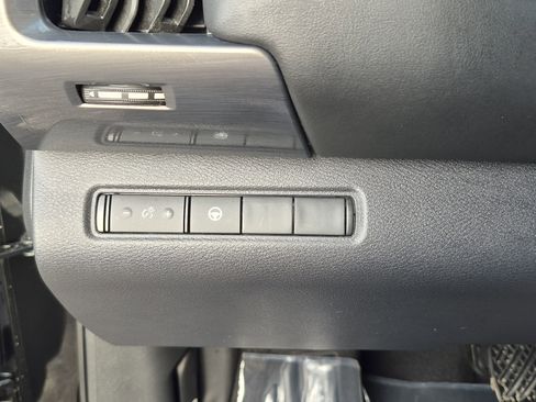 Certified 2023 Nissan Pathfinder Rock Creek AWD/4WD image 31