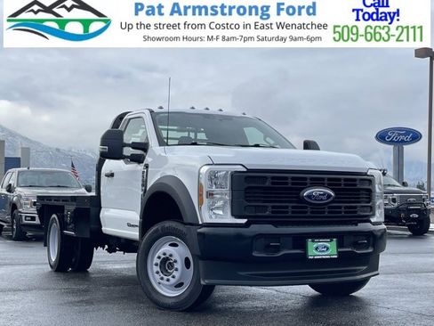 Used 2024 Ford F550 4x4 Regular Cab Super Duty image 1