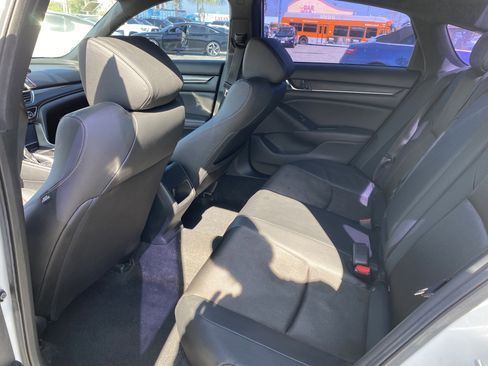 Used 2020 Honda Accord Sport image 17