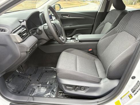 New 2026 Toyota Corolla SE image 9