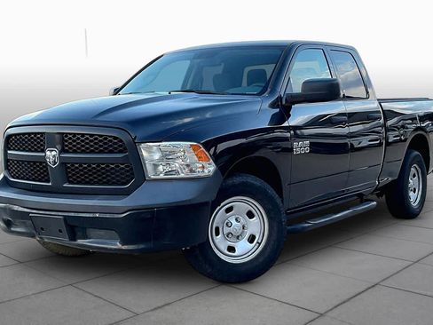 Used 2018 RAM 1500 Tradesman w/ Popular Equipment Group RWD image 3