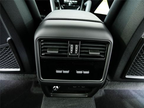New 2026 Porsche Cayenne AWD/4WD image 20