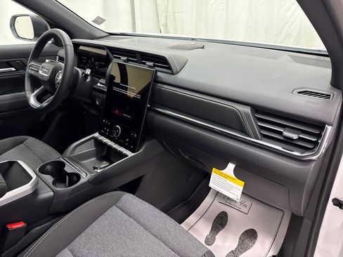 New 2026 GMC Terrain Elevation image 10