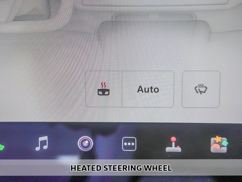 Used 2022 Tesla Model X Base image 10